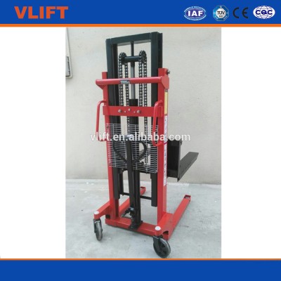 2000kg manual stacker lifting height 3m with double mast